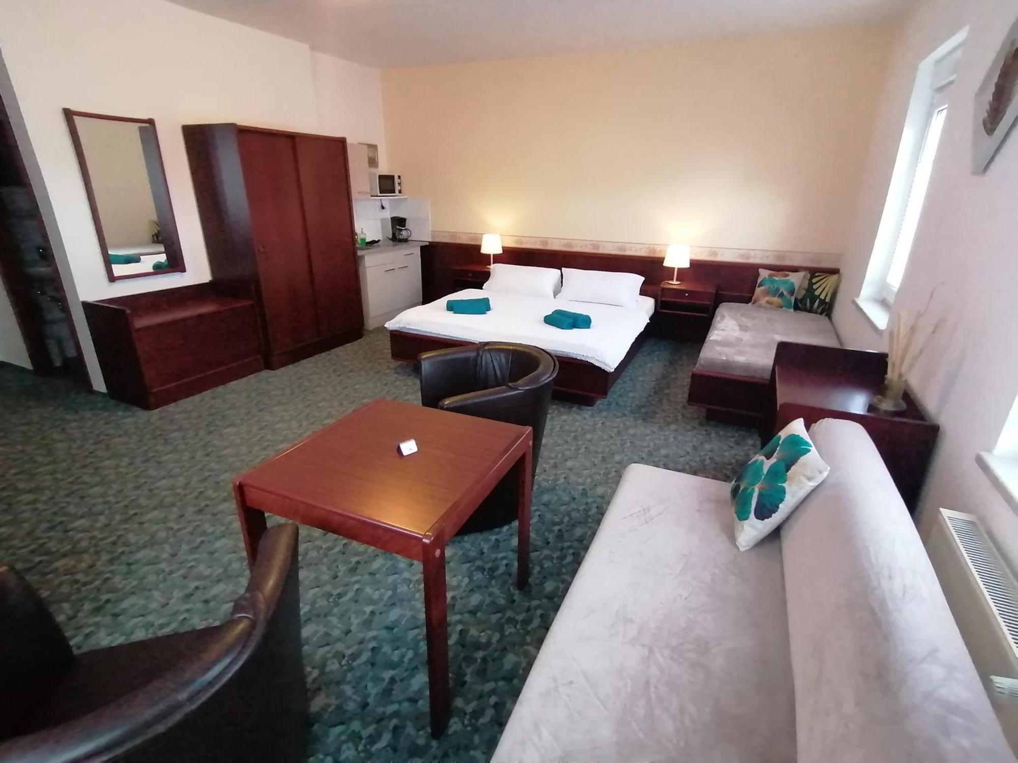 Domstadt Apartments Merseburg Bagian luar foto